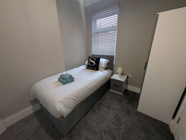 Nelson St - Double En Suite Room Available Main Photo