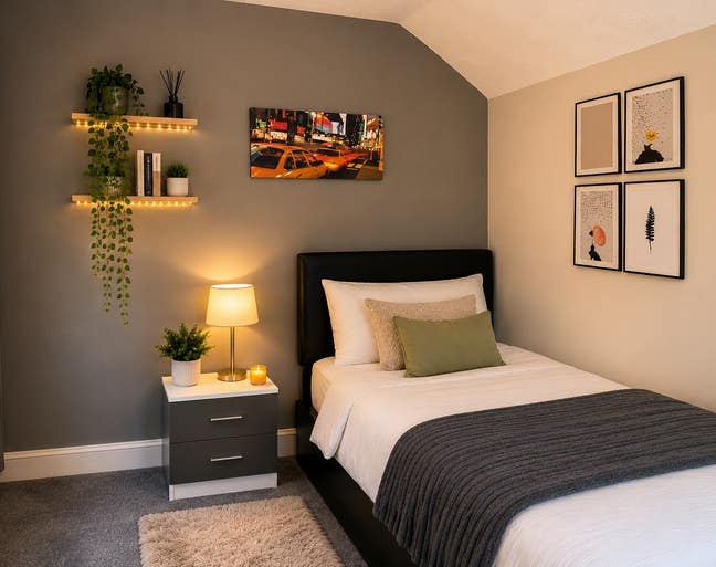 Spacious Double Room for Couples – Just &pound;325 Each  Main Photo