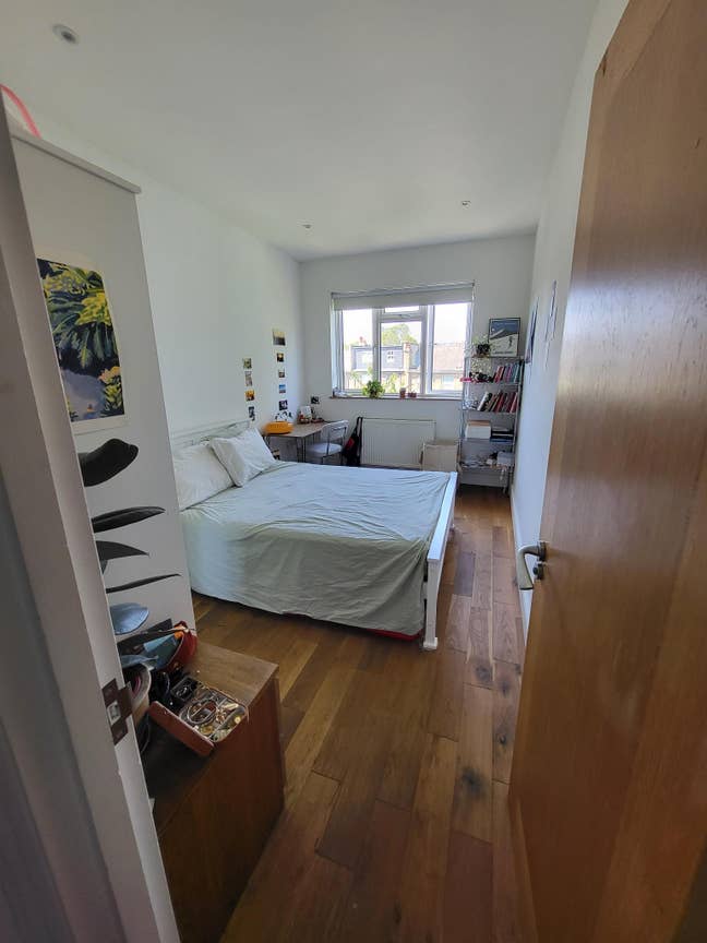 1 month sublet - Double bedroom Queens Rd Peckham Main Photo