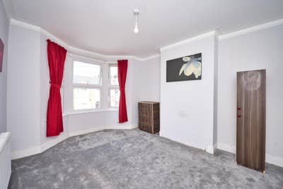 Two bed flat near Leyton Underground Station E11 Main Photo