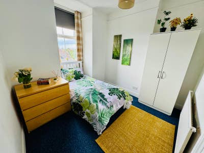 🏡 Single Room in Willesden Green - Zone 3	 Main Photo