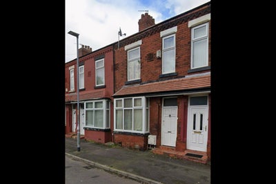 2 Bed Flat, Cromwell Avenue, M16 Main Photo