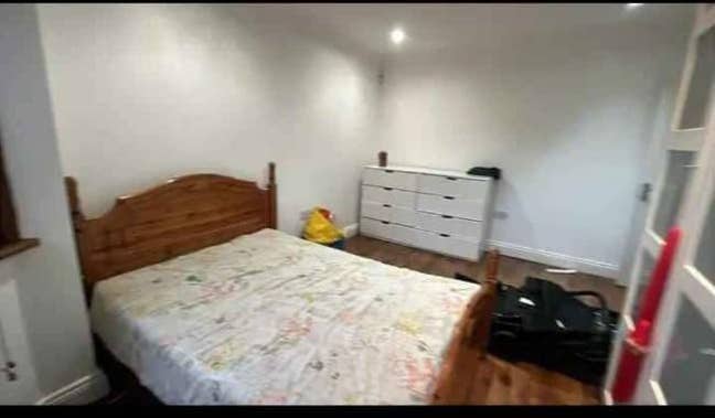 Double room available in IG1  Main Photo