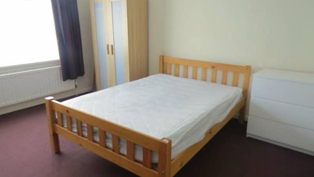 4 Bedroom House | Fully Furnished | WV1 Main Photo