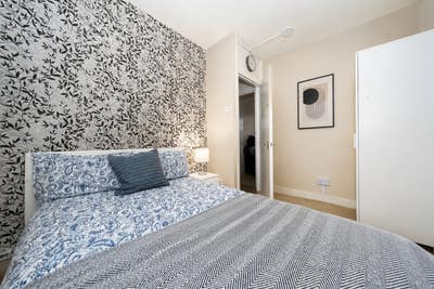 ⚡Regents Park Double Room Reserve Online⚡ Main Photo