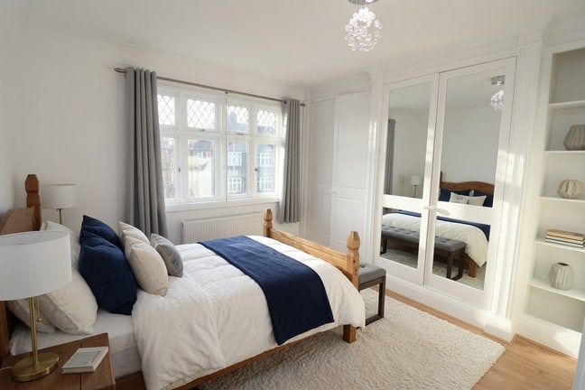 ⚡Master Ensuite + Double Room! Garden!⚡ Main Photo