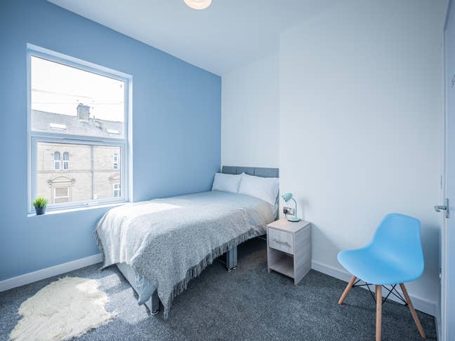 DR 🏡 Rooms Available – Dodworth Road, Barnsley Main Photo