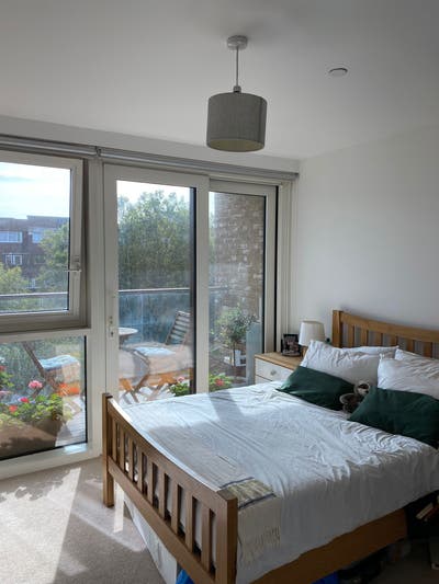 2 Bed flat, Zone 2, 2nd bedroom only used 50% time Main Photo