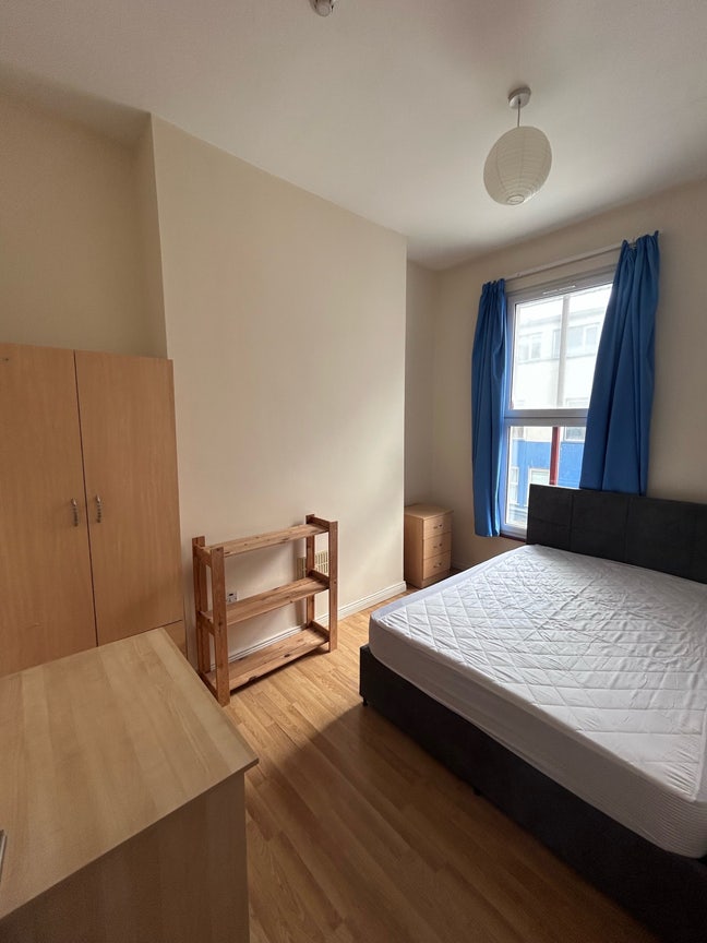 Room for rent on Botanic Avenue, Belfast  Main Photo