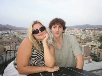 Two 23 year olds looking for a flat  Main Photo