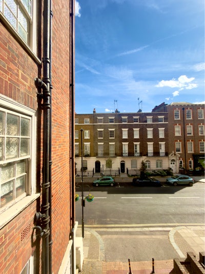 Single Room 1000 all inclusive Marble Arch  Main Photo