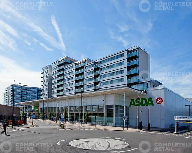 2 Bedroom Flat to rent in Hounslow Town Centre  Main Photo
