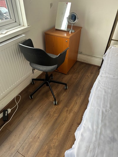 A detached room available , Main Photo
