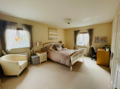 Gorgeous spacious double room with en-suite  Main Photo