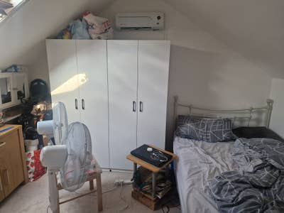 Loft double room available in IG1 Main Photo