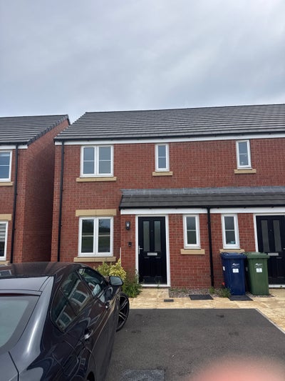 3 bedroom house in Peterborough for &pound;900 Exc Bills Main Photo