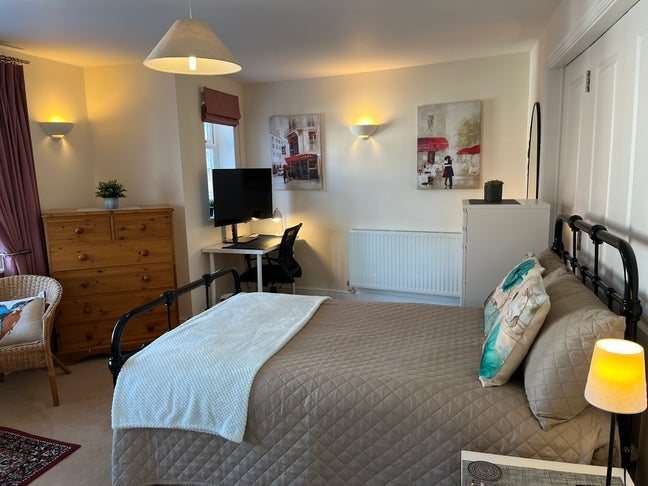 Godalming: Luxury Double Rooms Willowbrook  Main Photo