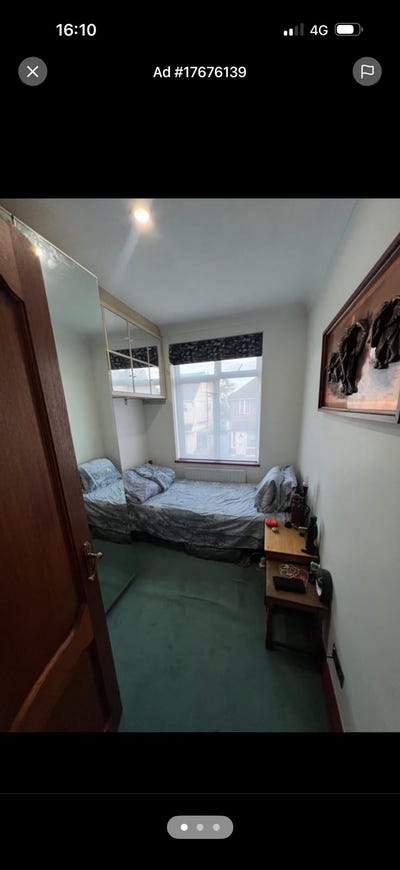 Single room near hounslow east Station  Main Photo