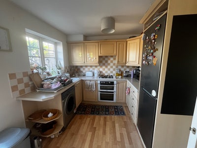 Room available for Rent  Main Photo