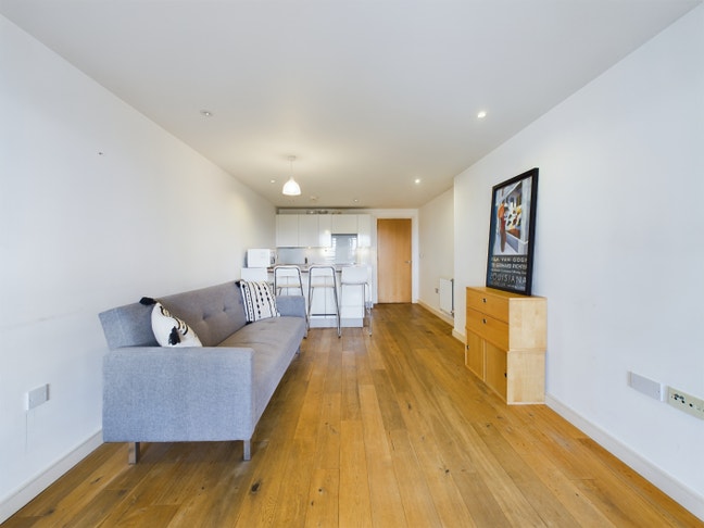 Greenwich – 1 Bedroom Flat Main Photo