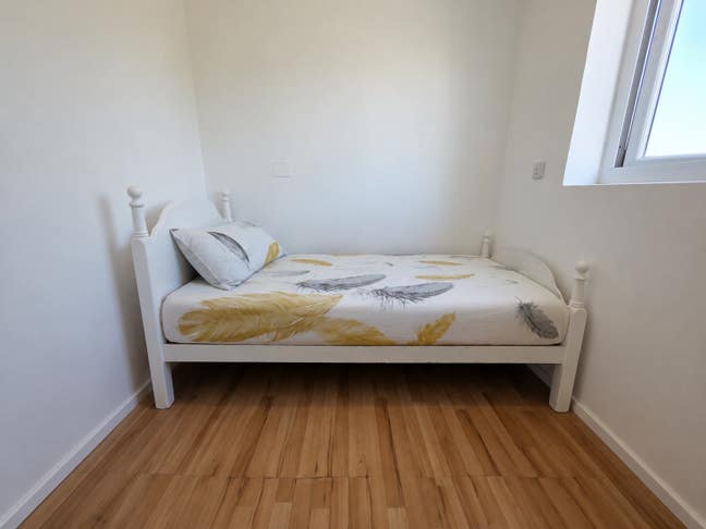Fantastic 1 Bed Flat in Leytonstone W/ Parking Main Photo