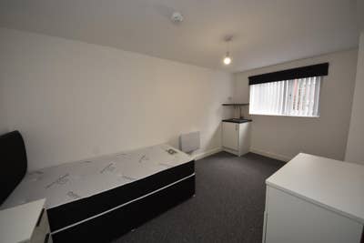 🏡Springfield Road: Luxury Ensuite Rooms Main Photo