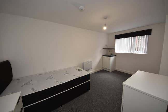 🏡Springfield Road: Luxury Ensuite Rooms Main Photo