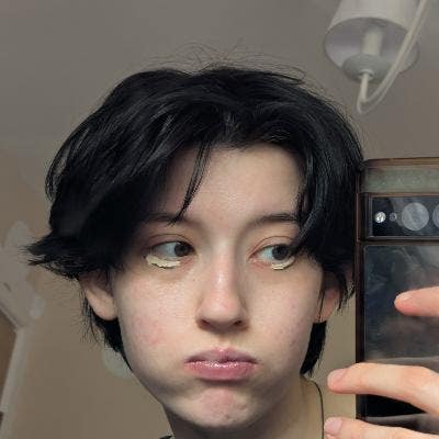 Hoping to move out of parents house asap! Main Photo