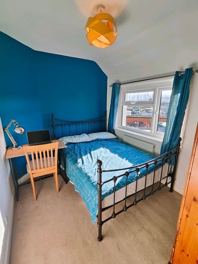 Double Room + Shed Storage - All Bills Included! Main Photo