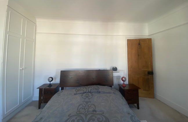 Two beautiful rooms available Monday to Friday Main Photo