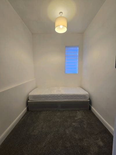 Single Room in Leyton. &pound;700 per month. No deposit  Main Photo