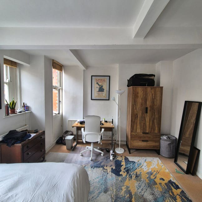 Bright double room in Shoreditch. Main Photo