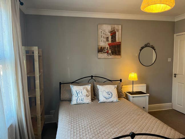 Guildford: Double Room Rupert Rd Central Main Photo