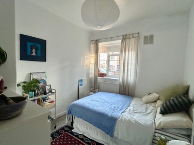 Room in Stepney, East London Main Photo