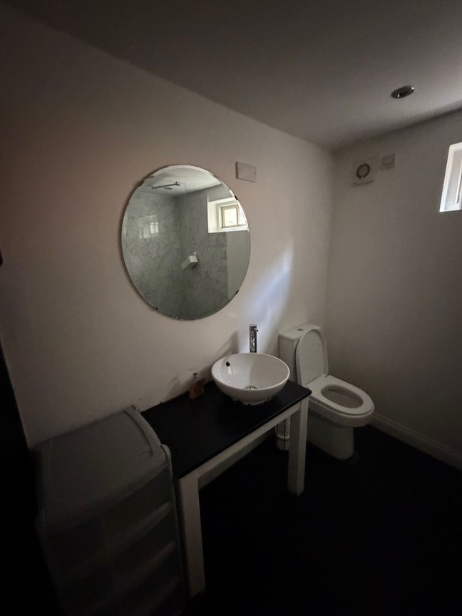 Respectful Roomie   wanted  Main Photo