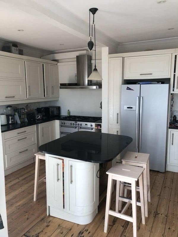 2 double rooms sw2 Main Photo