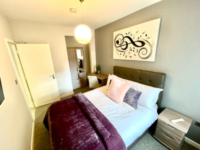 🏡 Central Double Room | Great Value Main Photo