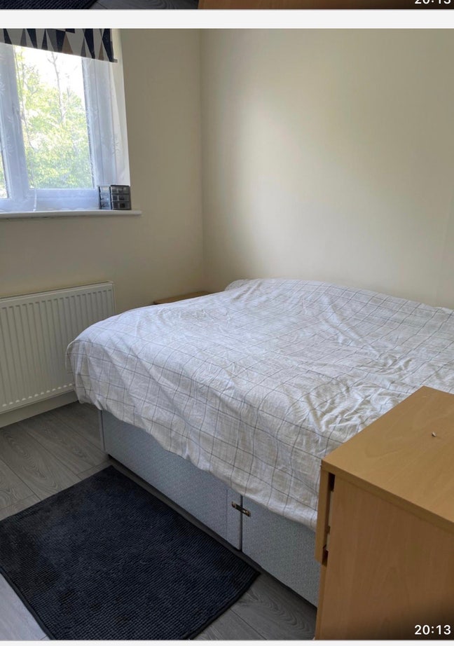 Room for rent Main Photo