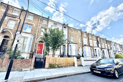 2 bed in 📍 Newly Refurbished Two-Bedroom Apartmen Main Photo