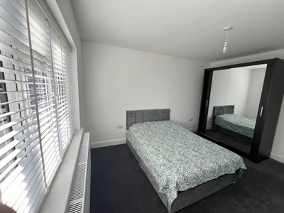 Double room to rent Main Photo