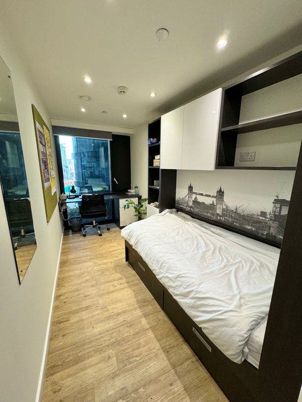 Single room in Student accommodation in Waterloo Main Photo