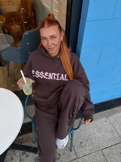 Hii I’m Kelly, I’m 22 living in liverpool... Main Photo