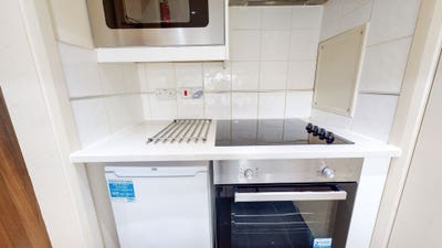 Most Bills Included-Cosy Studio in Willesden Green Main Photo
