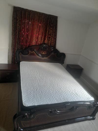Available room  Main Photo