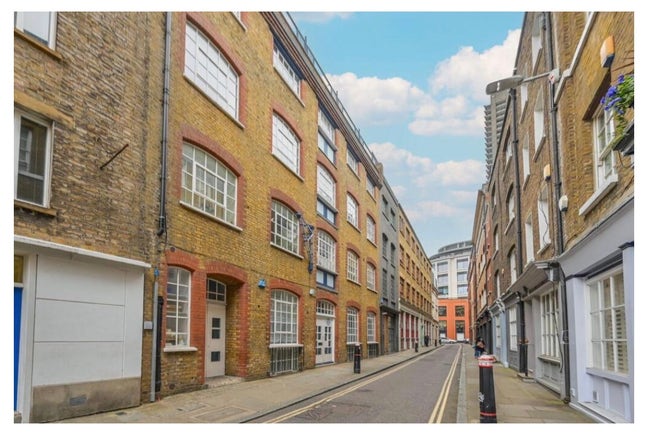 Spacious King & Double Rooms – EC1A City  Main Photo