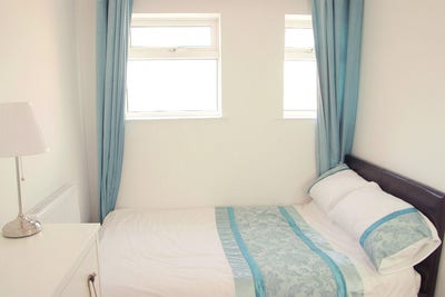 Ensuite Room BS5. Free Parking  &pound;730 PCM Main Photo