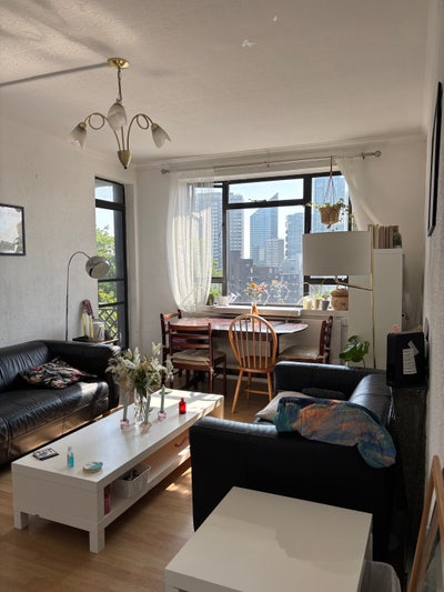 Sunny Double in Angel Flatshare Main Photo