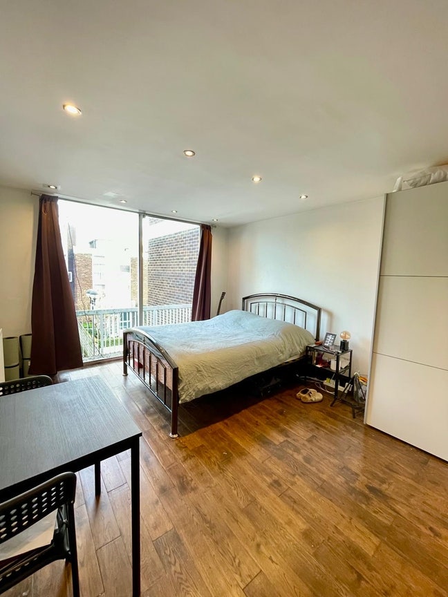 First floor en-suite room near Primrose Hill Main Photo