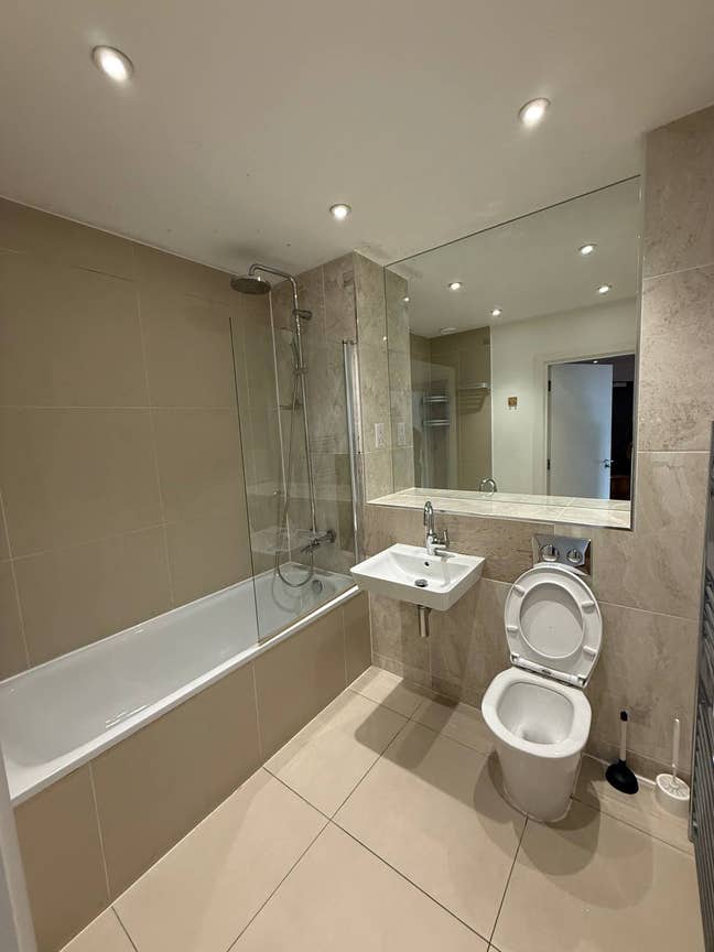 Double room available for Girls/Couples Main Photo