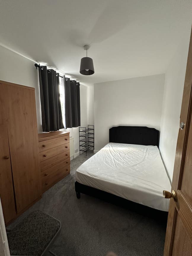 Double bedrooms, Zero deposit  Main Photo
